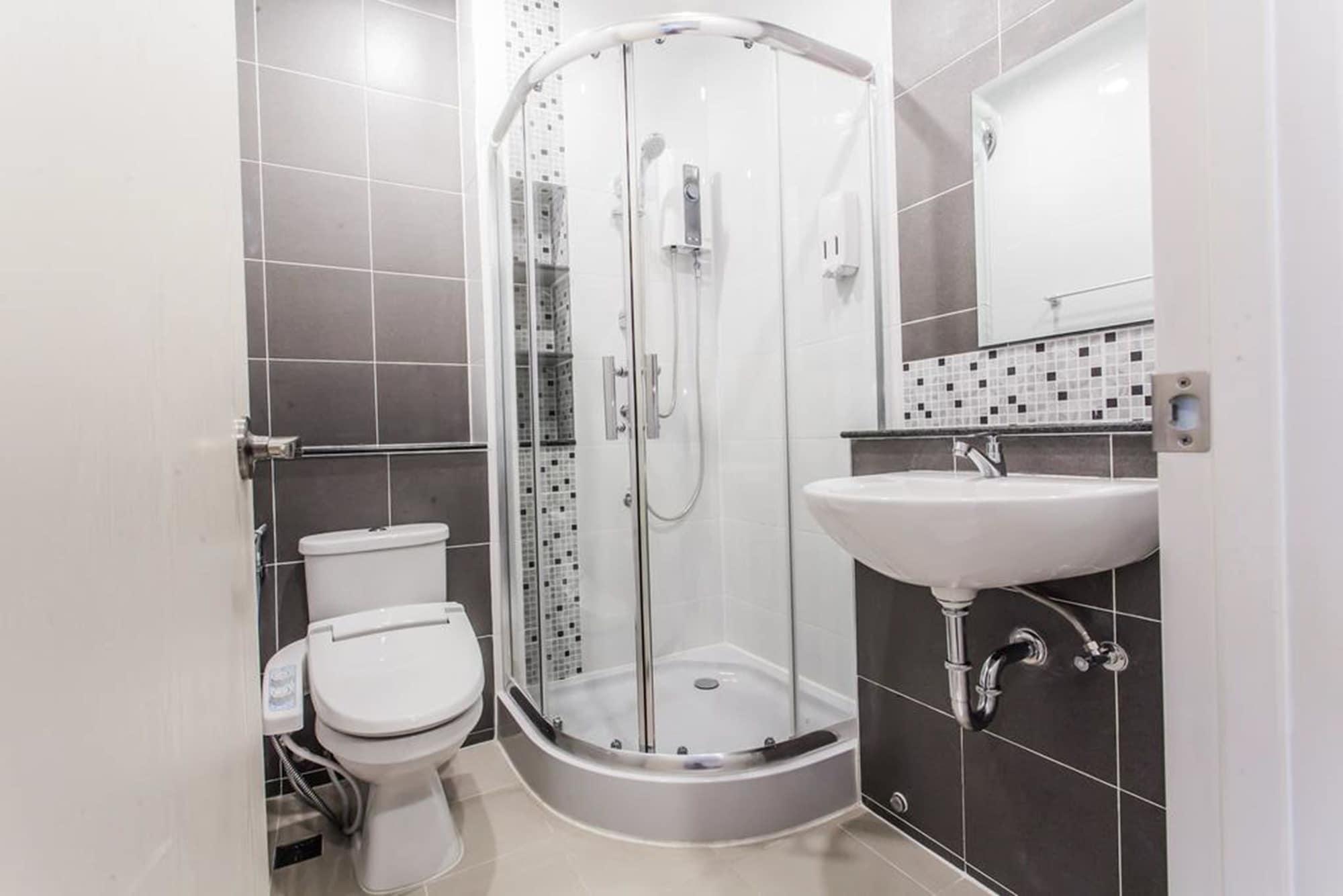 Morino Hotel Si Racha Exteriér fotografie