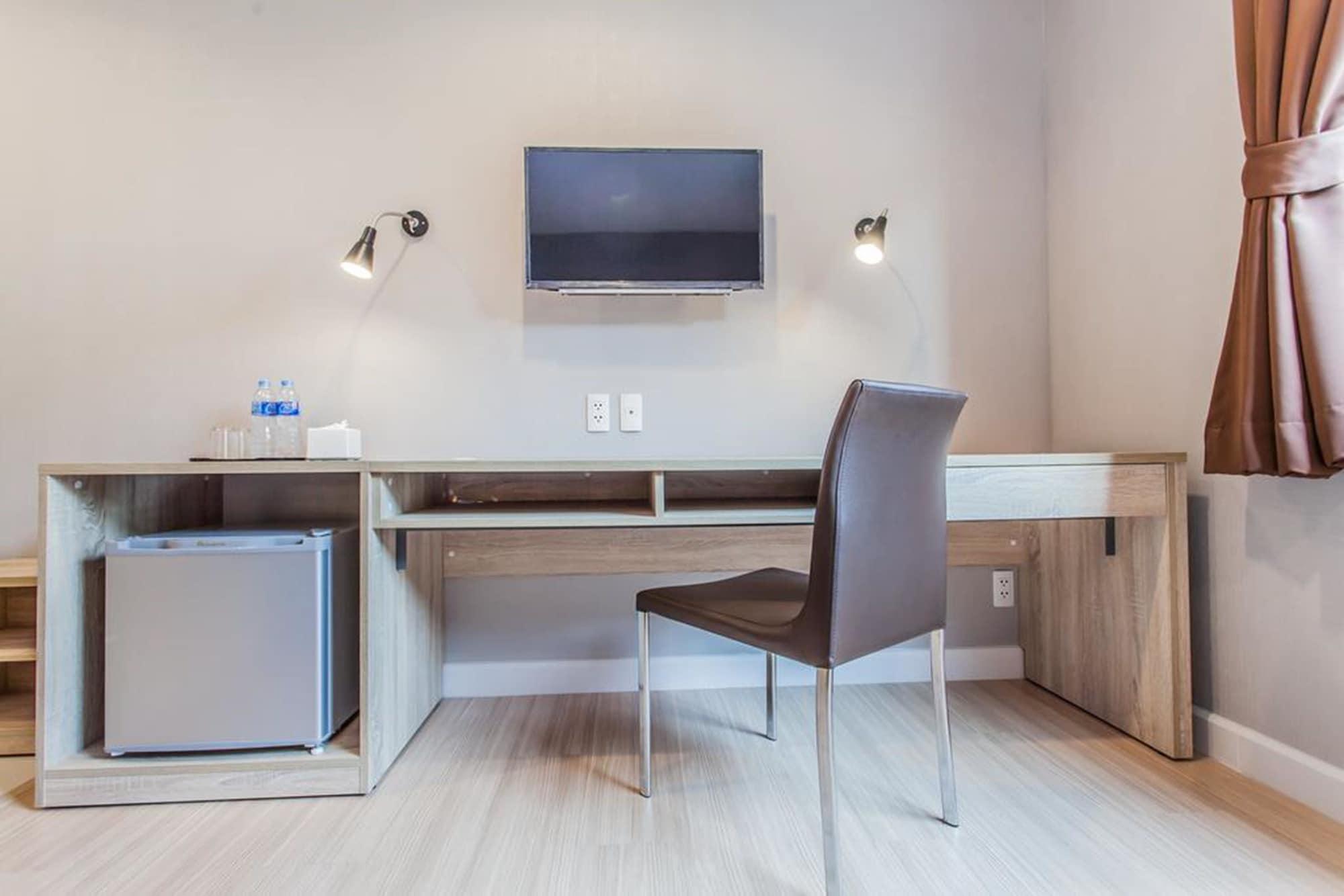 Morino Hotel Si Racha Exteriér fotografie