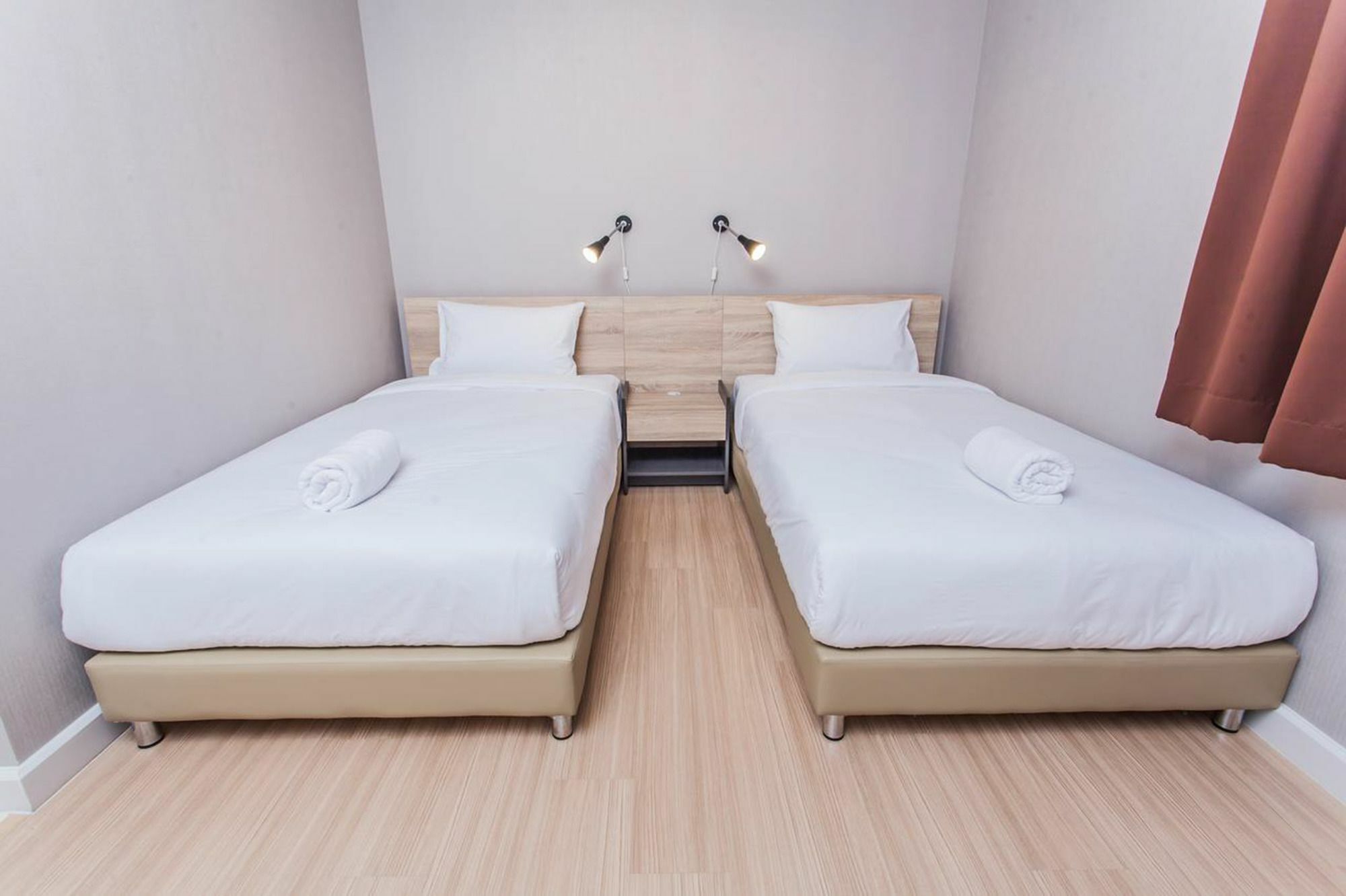 Morino Hotel Si Racha Exteriér fotografie