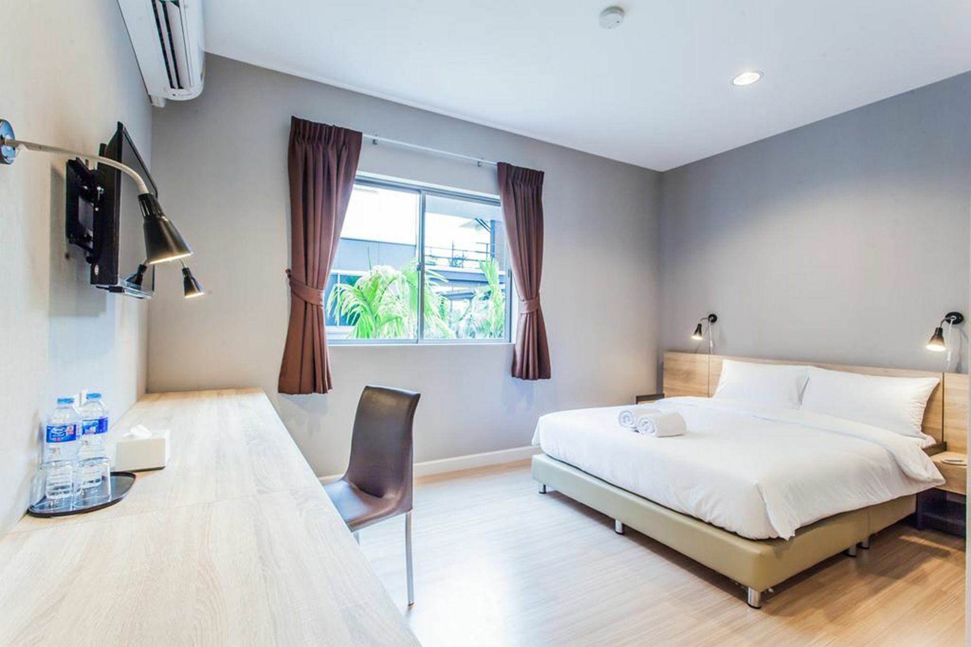 Morino Hotel Si Racha Exteriér fotografie