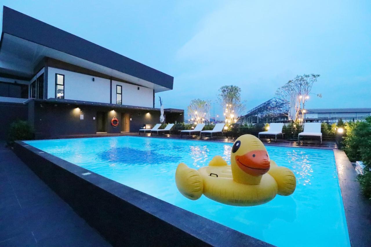 Morino Hotel Si Racha Exteriér fotografie